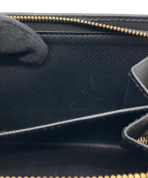 PRADA（プラダ）PRADA (プラダ) SAFFIANO METAL ブラック 1ML225  ブラックの古着・服飾アイテム