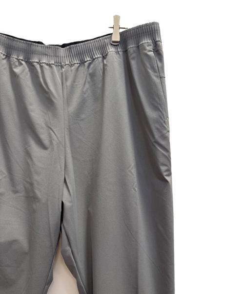 on（オン）on (オン) Focus Pants グレー サイズ:XL 未使用品の古着・服飾アイテム