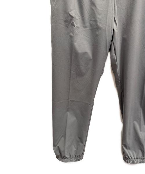 on（オン）on (オン) Focus Pants グレー サイズ:XL 未使用品の古着・服飾アイテム