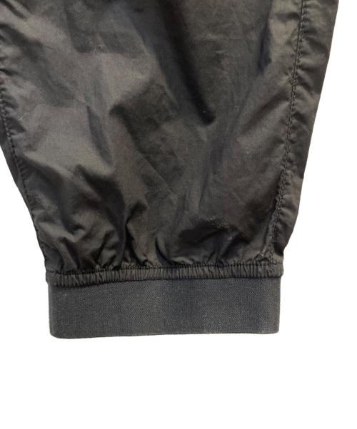 STONE ISLAND（ストーンアイランド）STONE ISLAND (ストーンアイランド) ガーメントダイコットンストレッチシャーリングテーパードカーゴパンツ ブラック サイズ:81の古着・服飾アイテム
