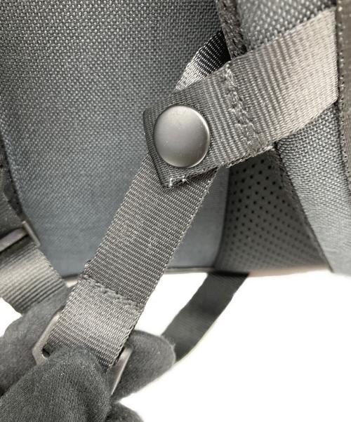 WHITEAGE（ホワイタージュ）WHITEAGE (ホワイタージュ) GEX Daypack M ブラック×グレーの古着・服飾アイテム