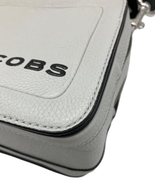 MARC JACOBS（マークジェイコブス）MARC JACOBS (マークジェイコブズ) ザ テクスチャード ボックス  グレーの古着・服飾アイテム