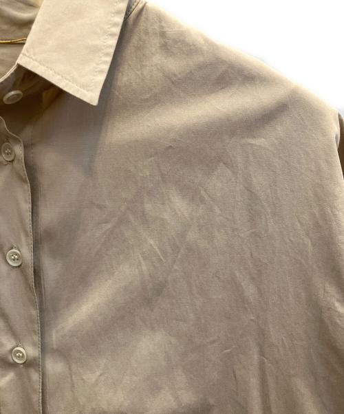 L’Appartement（アパルトモン）L’Appartement (アパルトモン) 長袖シャツ ベージュ サイズ:不明の古着・服飾アイテム