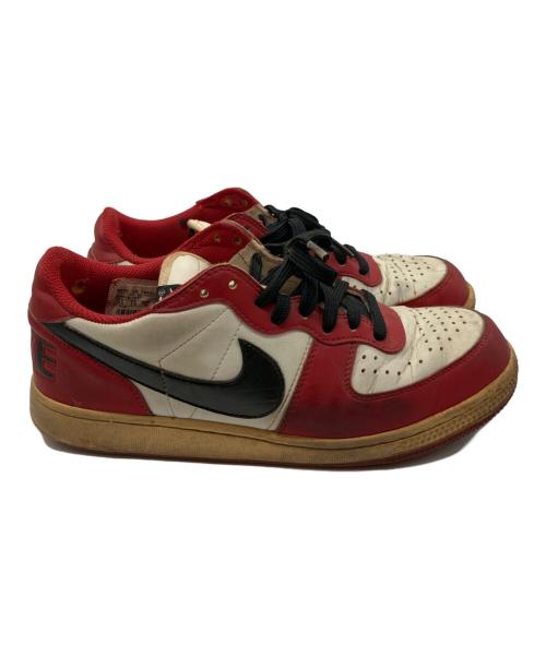 NIKE（ナイキ）NIKE (ナイキ) ローカットスニーカー レッド×ホワイト サイズ:26.5cmの古着・服飾アイテム