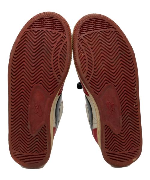 NIKE（ナイキ）NIKE (ナイキ) ローカットスニーカー レッド×ホワイト サイズ:26.5cmの古着・服飾アイテム