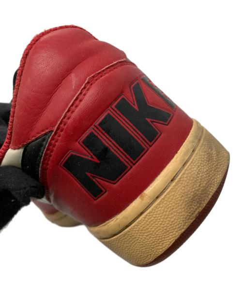 NIKE（ナイキ）NIKE (ナイキ) ローカットスニーカー レッド×ホワイト サイズ:26.5cmの古着・服飾アイテム