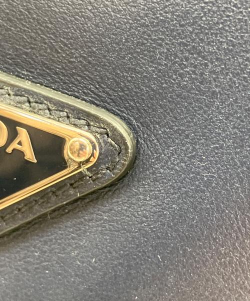 PRADA（プラダ）PRADA (プラダ) ダブルストラップ メッセンジャーバッグ ネイビーの古着・服飾アイテム