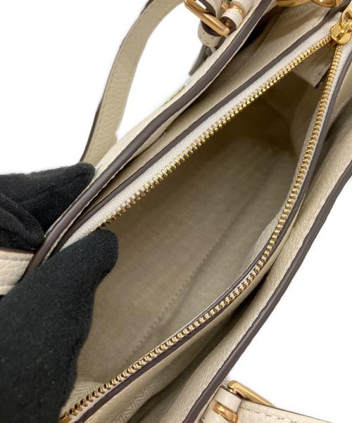 TORY BURCH（トリーバーチ）TORY BURCH (トリーバーチ) 2WAYバッグ アイボリーの古着・服飾アイテム