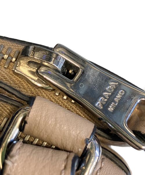 PRADA（プラダ）PRADA (プラダ) 1BH046 ショルダーバッグ ベージュの古着・服飾アイテム