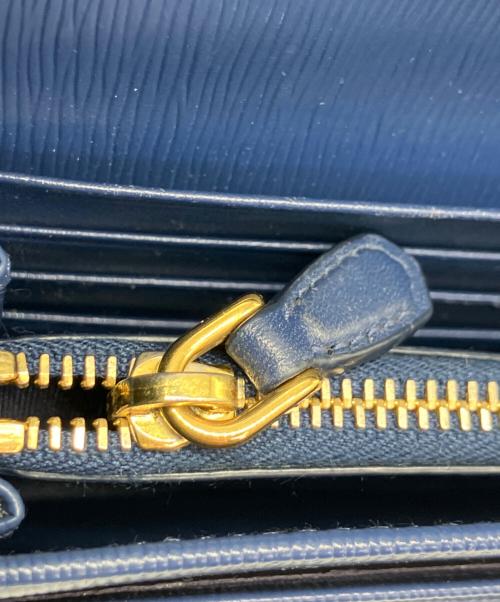 PRADA（プラダ）PRADA (プラダ) Wホック/カードケース付きレザー長財布 ブルーの古着・服飾アイテム