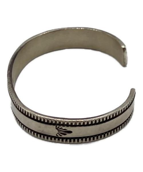 Bruce Morgan（ブルースモーガン）Bruce Morgan (ブルースモーガン) チゼルワークバングルの古着・服飾アイテム