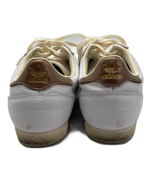 adidas（アディダス）adidas (アディダス)  ウィメンズ フットウェアホワイト Japan ホワイト サイズ:	SIZE 26cmの古着・服飾アイテム