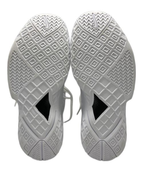 NIKE（ナイキ）NIKE (ナイキ) コービー3プロトロ ヘイロー　ミッドカットスニーカー ホワイト サイズ:SIZE 27.5cmの古着・服飾アイテム