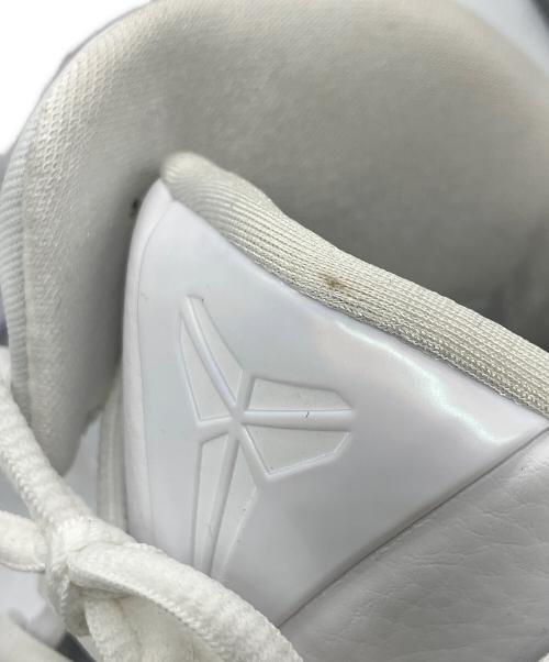 NIKE（ナイキ）NIKE (ナイキ) コービー3プロトロ ヘイロー　ミッドカットスニーカー ホワイト サイズ:SIZE 27.5cmの古着・服飾アイテム