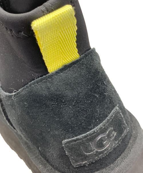 UGG（アグ）UGG (アグ) CLASSIC MINI DIPPER ブラック サイズ:SIZE 24cmの古着・服飾アイテム
