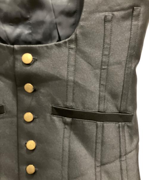 ALEXANDER McQUEEN（アレキサンダーマックイーン）ALEXANDER McQUEEN (アレキサンダーマックイーン) ジレ ブラック サイズ:44の古着・服飾アイテム