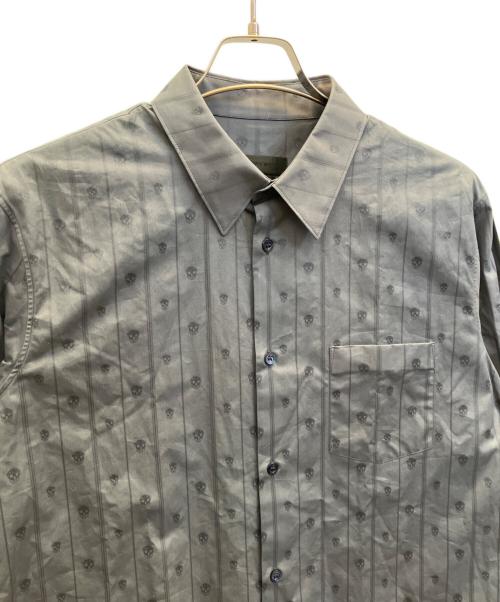 ALEXANDER McQUEEN（アレキサンダーマックイーン）ALEXANDER McQUEEN (アレキサンダーマックイーン) 長袖シャツ グレー サイズ:SIZE 52の古着・服飾アイテム