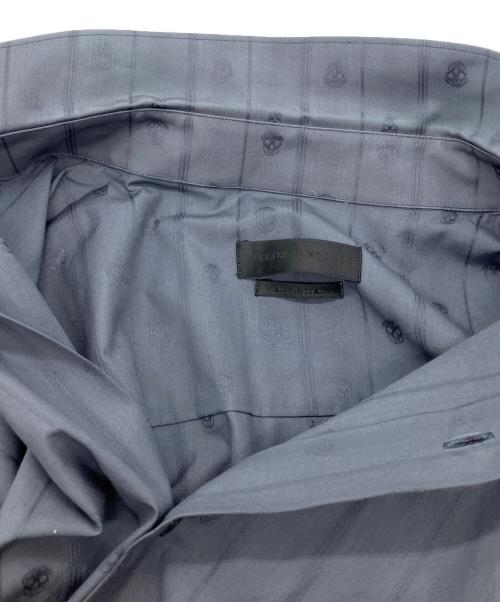 ALEXANDER McQUEEN（アレキサンダーマックイーン）ALEXANDER McQUEEN (アレキサンダーマックイーン) 長袖シャツ グレー サイズ:SIZE 52の古着・服飾アイテム