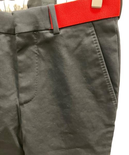 ALEXANDER McQUEEN（アレキサンダーマックイーン）ALEXANDER McQUEEN (アレキサンダーマックイーン) ベルテッドパンツ ブラック サイズ:44の古着・服飾アイテム