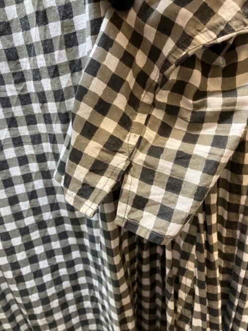 house of lotus（ハウスオブロータス）house of lotus (ハウスオブロータス) 半袖ワンピース グレー×ホワイト サイズ:Мの古着・服飾アイテム