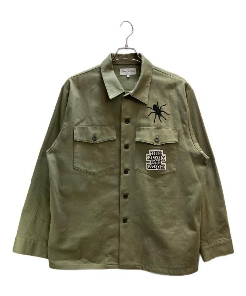 BlackEyePatch（ブラックアイパッチ）BlackEyePatch (ブラックアイパッチ) SPIDER WEB MILITARY SHIRT カーキ サイズ:Ｌの古着・服飾アイテム