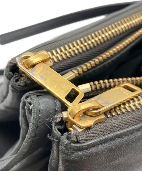 CELINE（セリーヌ）CELINE (セリーヌ) ショルダーバッグ　トリオラージ グレーの古着・服飾アイテム