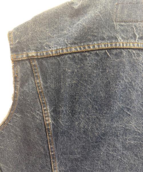 LEVI'S（リーバイス）LEVI'S (リーバイス) カットオフデニムベスト ブルー サイズ:サイズ44の古着・服飾アイテム