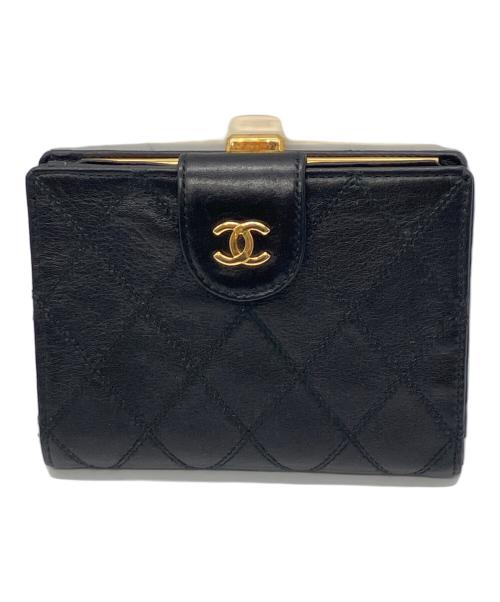 CHANEL（シャネル）CHANEL (シャネル) がま口2つ折り財布 ブラックの古着・服飾アイテム