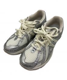 NEW BALANCE（ニューバランス）の古着「ローカットスニーカー」｜ホワイト