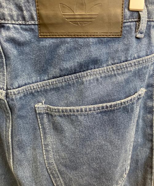 adidas（アディダス）adidas (アディダス) デニム ファイヤーバードパンツ ブルー サイズ:81cm (W32)の古着・服飾アイテム