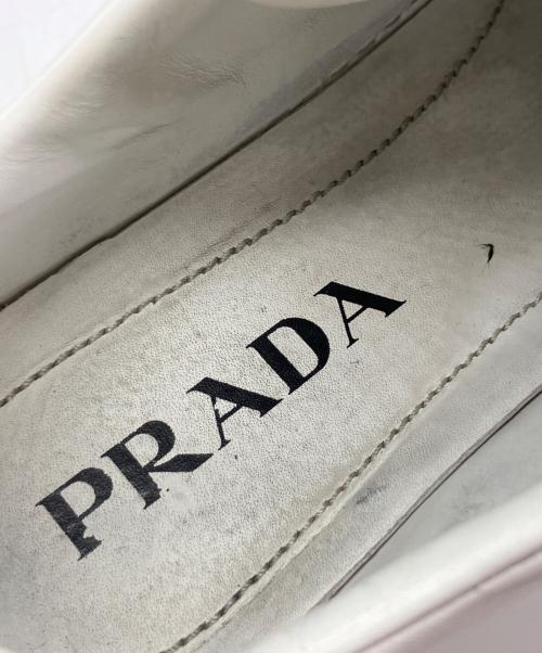PRADA（プラダ）PRADA (プラダ) ローカットスニーカー ホワイト サイズ:36.5の古着・服飾アイテム