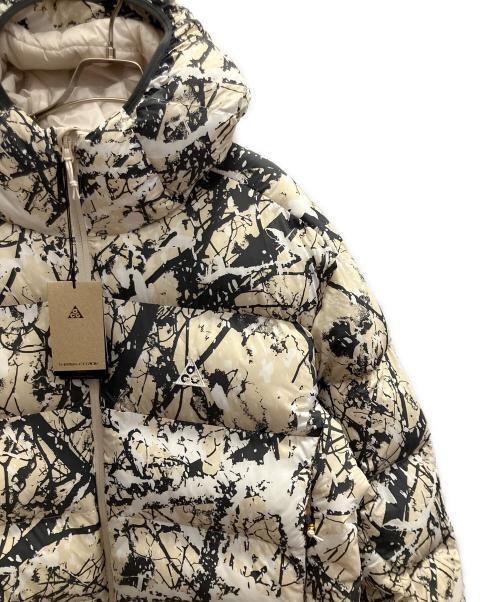 NIKE ACG（ナイキエーシージー）NIKE ACG (ナイキエーシージー) LUNAR LAKE JKT ベージュ サイズ:XL 未使用品の古着・服飾アイテム