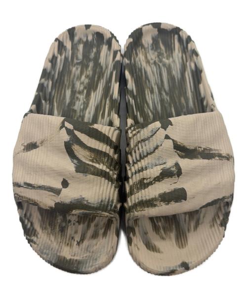 adidas（アディダス）adidas (アディダス) 総柄サンダル ブラウン×ベージュ サイズ:28cmの古着・服飾アイテム