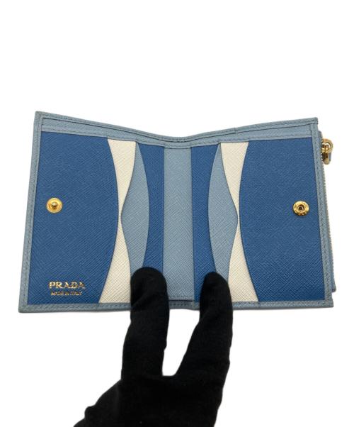 PRADA（プラダ）PRADA (プラダ) 2つ折り財布 スカイブルーの古着・服飾アイテム