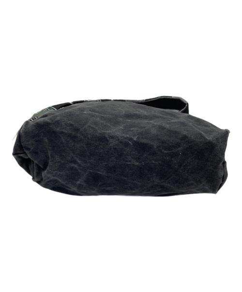 NUMBER (N)INE（ナンバーナイン）NUMBER (N)INE (ナンバーナイン) FENDERロゴ風ショルダーバッグ ブラックの古着・服飾アイテム