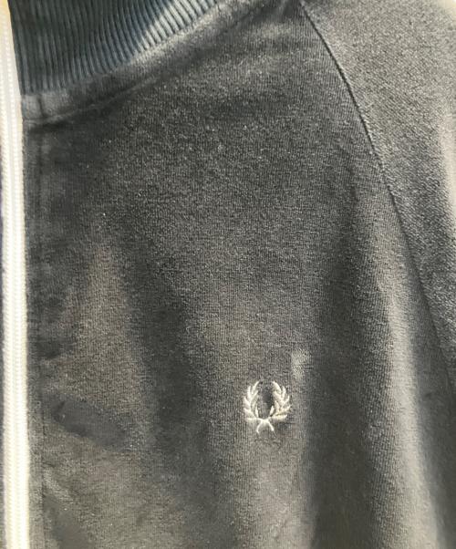 FRED PERRY（フレッドペリー）FRED PERRY (フレッドペリー) トラックジャケット ネイビー サイズ:Мの古着・服飾アイテム