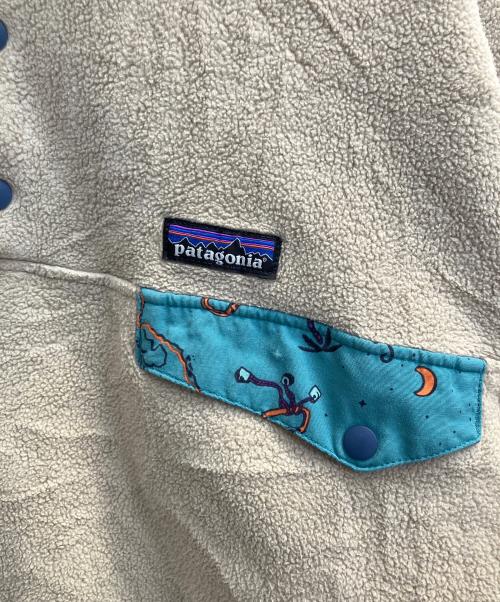 Patagonia（パタゴニア）Patagonia (パタゴニア) フリースジャケット ベージュ サイズ:Ｓの古着・服飾アイテム