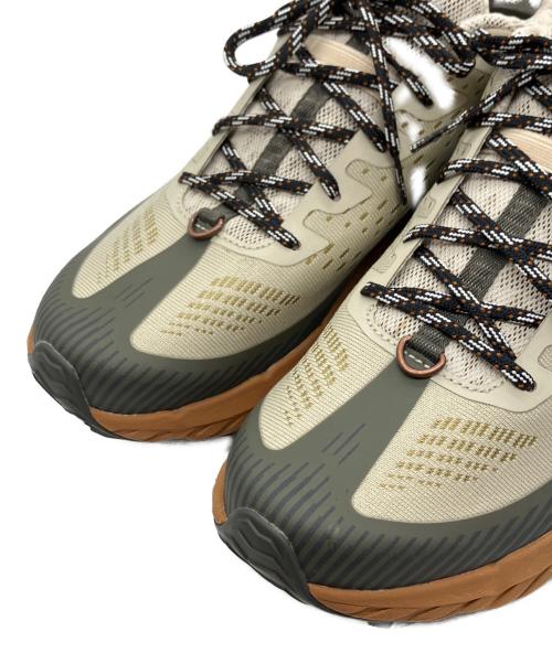 MERRELL（メレル）MERRELL (メレル) アジリティー ピーク 5 オイスター/コヨーテ ベージュ サイズ:SIZE 27.5cmの古着・服飾アイテム