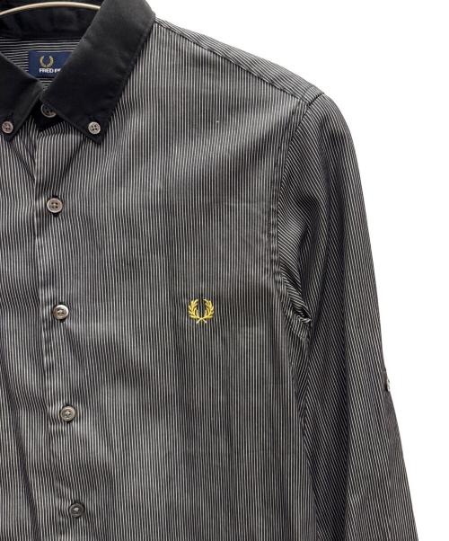 FRED PERRY（フレッドペリー）FRED PERRY (フレッドペリー) ストライプ長袖シャツ ブラック サイズ:Мの古着・服飾アイテム