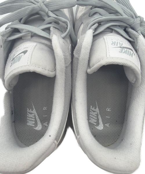 NIKE（ナイキ）NIKE (ナイキ) Air Force 1 '07 ローカットスニーカー ライトグレー サイズ:24.5cmの古着・服飾アイテム