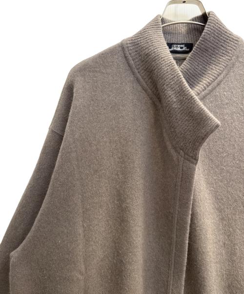 ISSEY MIYAKE PERMANENTE（イッセイミヤケ ペルマネンテ）ISSEY MIYAKE PERMANENTE (イッセイミヤケ ペルマネンテ) ウールコート ベージュ サイズ:Мの古着・服飾アイテム