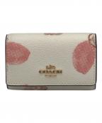 COACHコーチ）の古着「フローラル プリントキーケース」｜オフホワイト