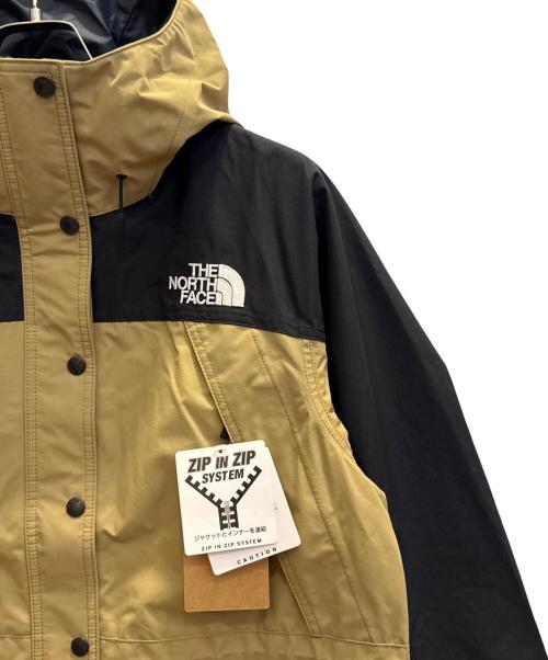 THE NORTH FACE（ザ ノース フェイス）THE NORTH FACE (ザ ノース フェイス) マウンテンライトジャケット ブラック×クラシックカーキ サイズ:Ｌ 未使用品の古着・服飾アイテム