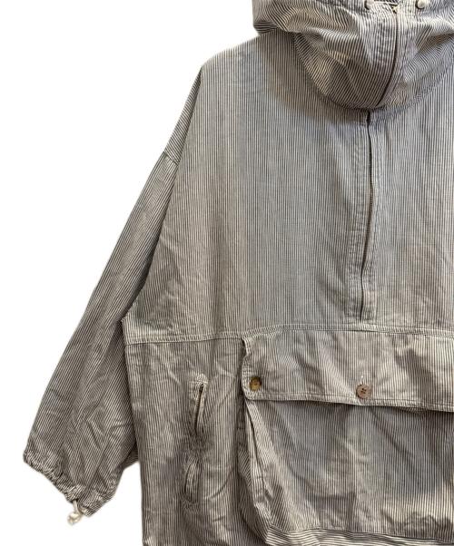 I.S. ISSEY MIYAKE SPORT（イッセイミヤケ ロードゥイッセイプールオム スポーツ）I.S. ISSEY MIYAKE SPORT (イッセイミヤケ ロードゥイッセイプールオム スポーツ) ヒッコリーストライプパーカー ブラック×ホワイト サイズ:SIZE 9の古着・服飾アイテム