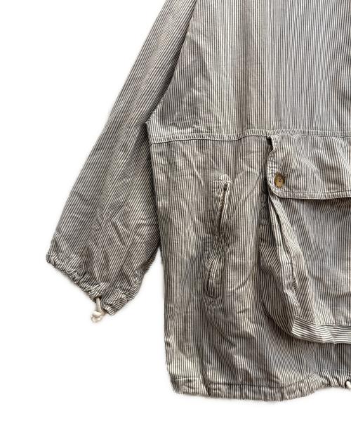 I.S. ISSEY MIYAKE SPORT（イッセイミヤケ ロードゥイッセイプールオム スポーツ）I.S. ISSEY MIYAKE SPORT (イッセイミヤケ ロードゥイッセイプールオム スポーツ) ヒッコリーストライプパーカー ブラック×ホワイト サイズ:SIZE 9の古着・服飾アイテム