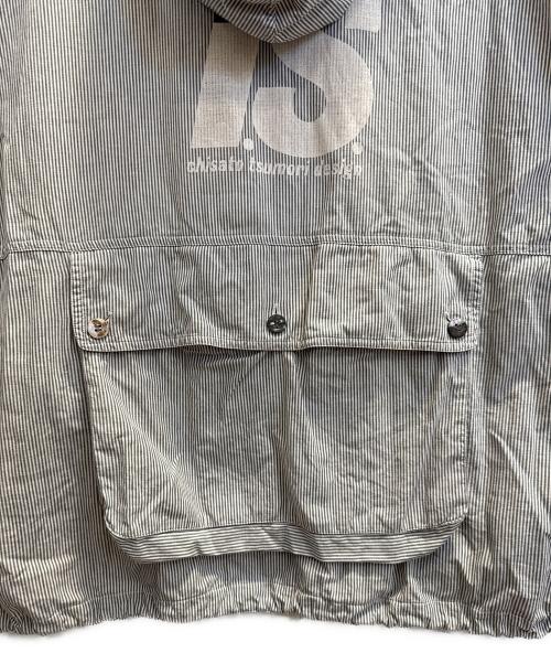 I.S. ISSEY MIYAKE SPORT（イッセイミヤケ ロードゥイッセイプールオム スポーツ）I.S. ISSEY MIYAKE SPORT (イッセイミヤケ ロードゥイッセイプールオム スポーツ) ヒッコリーストライプパーカー ブラック×ホワイト サイズ:SIZE 9の古着・服飾アイテム