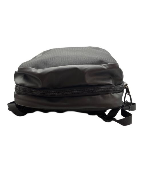 Patagonia（パタゴニア）Patagonia (パタゴニア) ブラックホール マイクロ MlC 22L ブラックの古着・服飾アイテム