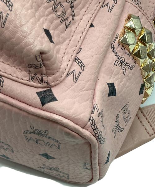 MCM（エムシーエム）MCM (エムシーエム) スタッズリュック ピンクの古着・服飾アイテム