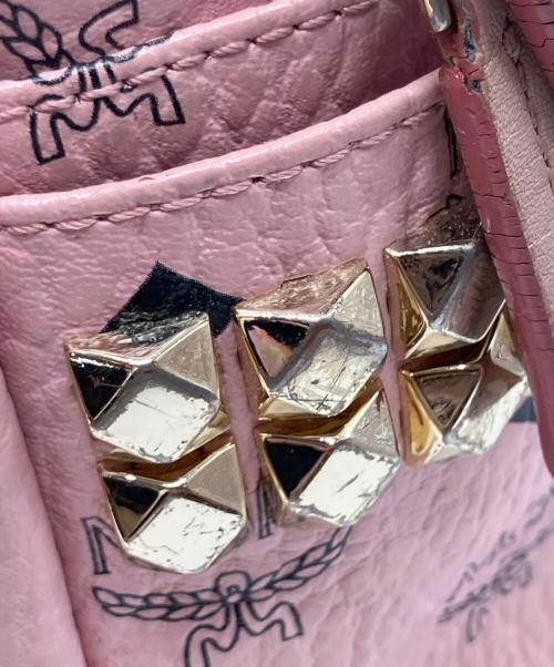 MCM（エムシーエム）MCM (エムシーエム) スタッズリュック ピンクの古着・服飾アイテム