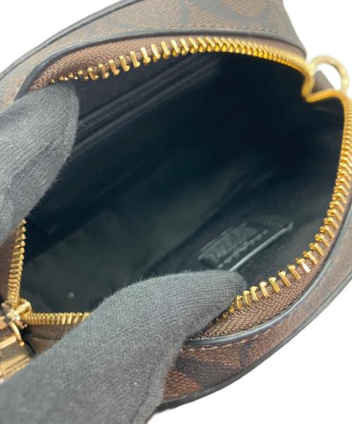 COACH（コーチ）COACH (コーチ) シグネチャーミニショルダーバッグ ブラック×ブラウンの古着・服飾アイテム